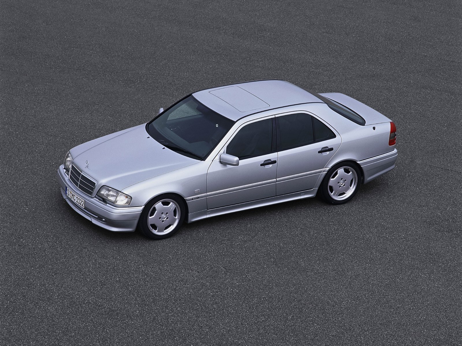 Mercedes - AMG - 010